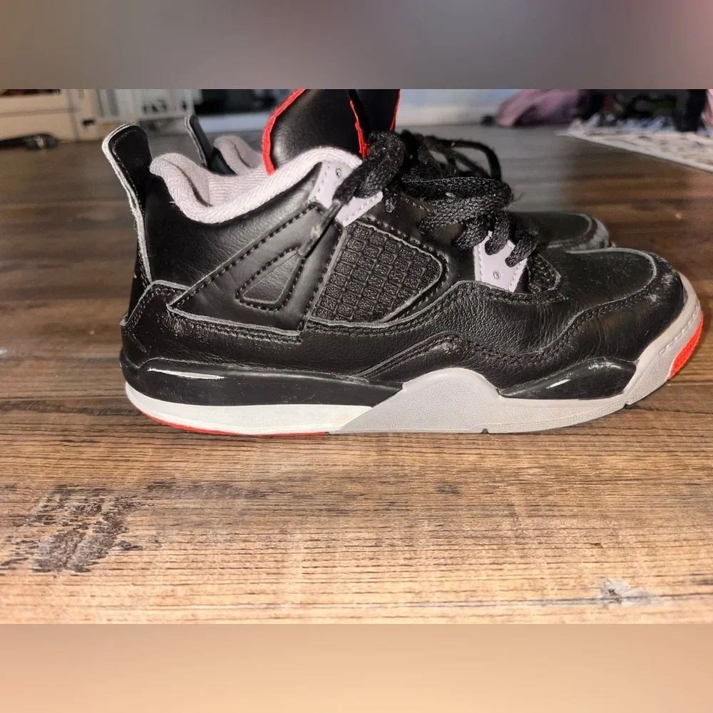 Jordan Kids' Sneakers in Black and Red